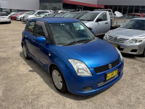2006 SUZUKI SWIFT 5D HATCHBACK EZ image