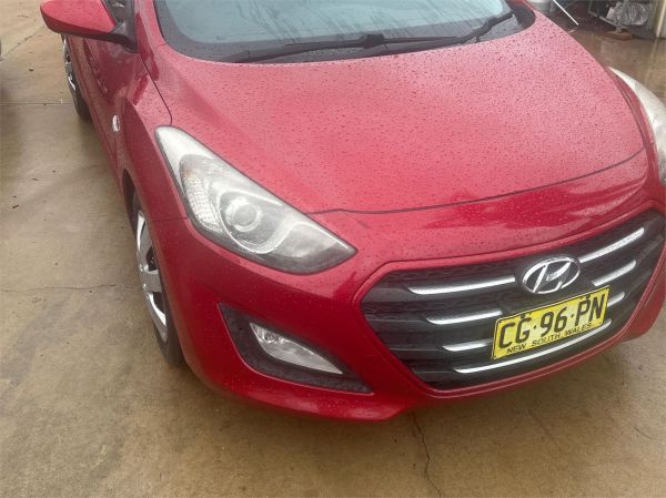 2015 HYUNDAI i30 5D HATCHBACK GD3 SERIES 2 ACTIVE image