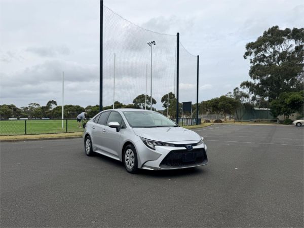 2020 Toyota Corolla Touring Sedan ZWE214 HYBRID GX image