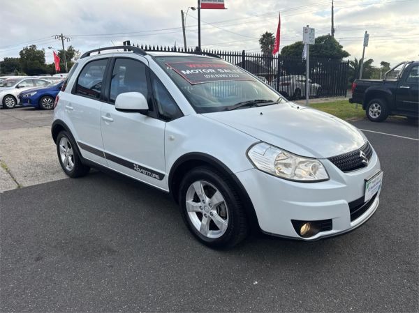 2011 SUZUKI SX4 5D HATCHBACK GY MY10 S AWD image