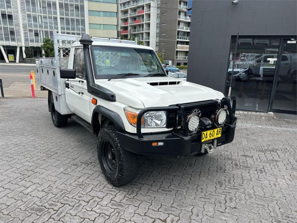 2018 TOYOTA LANDCRUISER C/CHAS VDJ79R MY18 WORKMATE (4x4) image