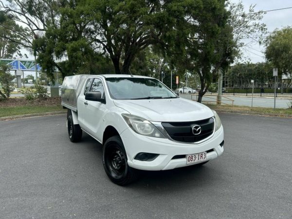 2017 Mazda BT-50 UR0YG1 XT 4x2 Hi-Rider White 6 Speed Manual Cab Chassis image