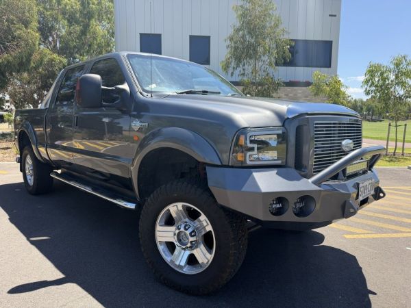 2006 Ford F350 RN Harley Davidson Grey 4 Speed Automatic Cab Chassis image