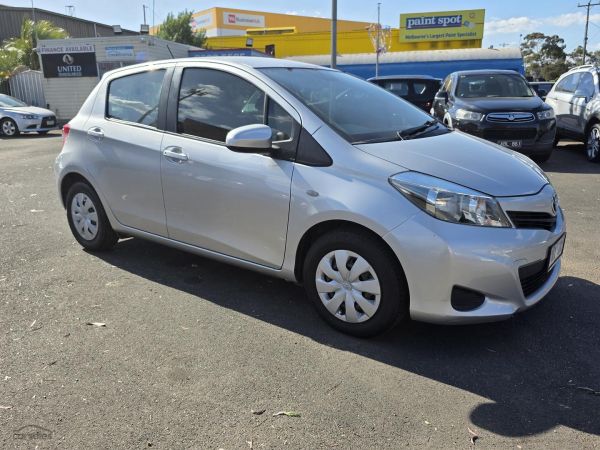 2012 Toyota Yaris YR Auto image