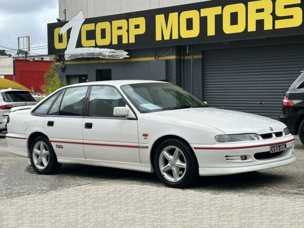 1995 Holden Commodore VS SS White 4 Speed Automatic Sedan image