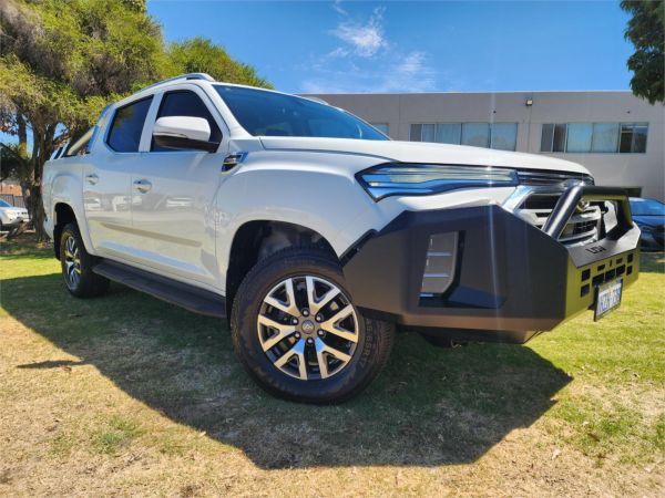 2023 LDV T60 DOUBLE CAB UTILITY SK8C MY23 MAX PRO (4x4) image