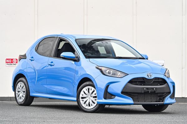 2023 Toyota Yaris Hatchback X image