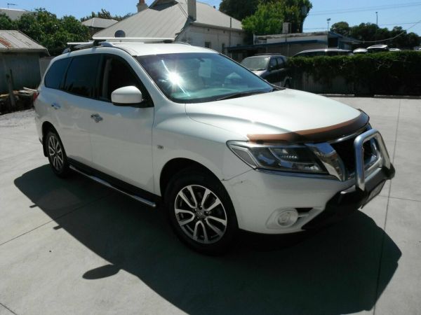 2015 Nissan Pathfinder R52 MY15 ST N-Trek (4x4) Pearl White Continuous Variable Wagon image