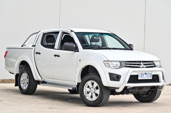 2014 Mitsubishi Triton Utility MN MY15 GLX image
