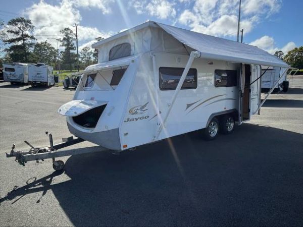 2009 Jayco Sterling 2 AXLE POP TOP 17.55-4 image