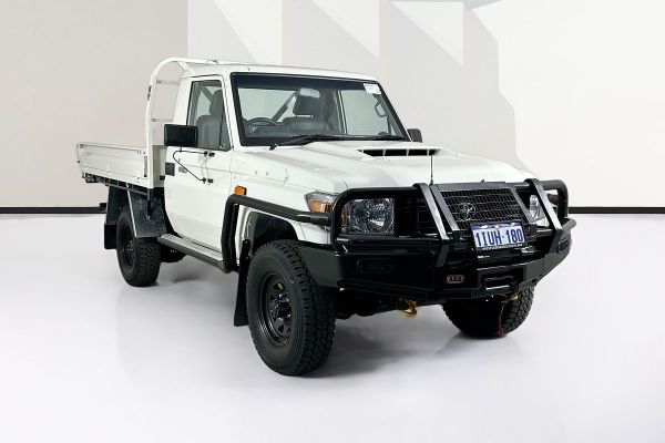 2019 Toyota LANDCRUISER WORKMATE (4x4) VDJ79R MY18 4X4 image