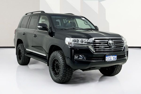 2021 Toyota LANDCRUISER LC200 SAHARA (4x4) VDJ200R image