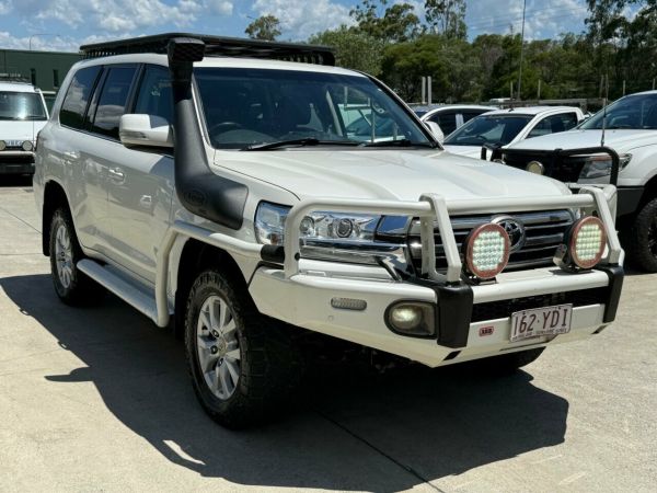 2018 Toyota Landcruiser VDJ200R VX White 6 Speed Sports Automatic Wagon image