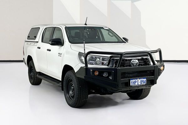 2020 Toyota HILUX SR (4x4) GUN126R MY19 UPGRADE 4X4 image