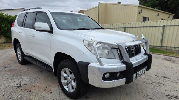 2009 TOYOTA LANDCRUISER 4D WAGON KDJ150R PRADO GXL (4x4) image