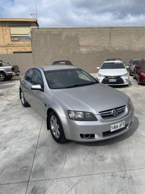 2006 HOLDEN BERLINA 4D SEDAN VE image