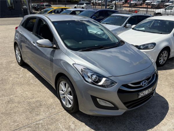 2013 HYUNDAI i30 5D HATCHBACK GD ELITE 1.6 CRDi image