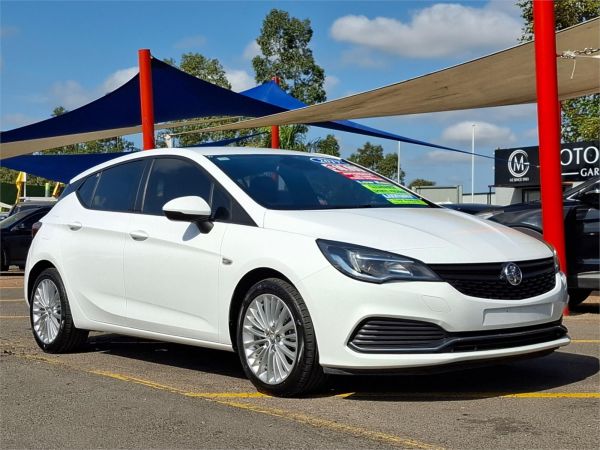 2017 Holden Astra Hatchback BK MY18 R+ image