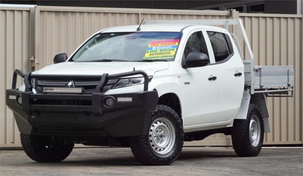 2021 MITSUBISHI TRITON DOUBLE C/CHAS MR MY22 GLX (4x4) image