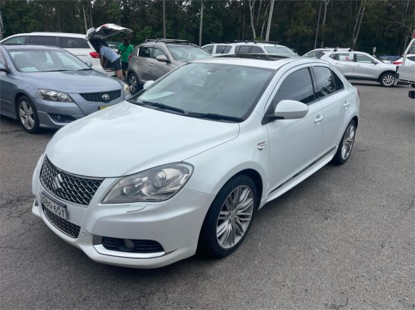 2010 SUZUKI KIZASHI 4D SEDAN FR SPORT AWD image