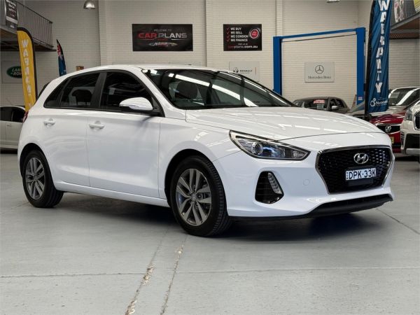 2017 HYUNDAI i30 5D HATCHBACK GD4 SERIES 2 UPDATE ACTIVE 1.6 CRDi image