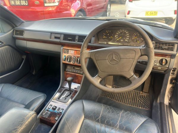 1992 MERCEDES BEN BENZ COUPE 2 DOORS 5 SEATS W124 320CE image