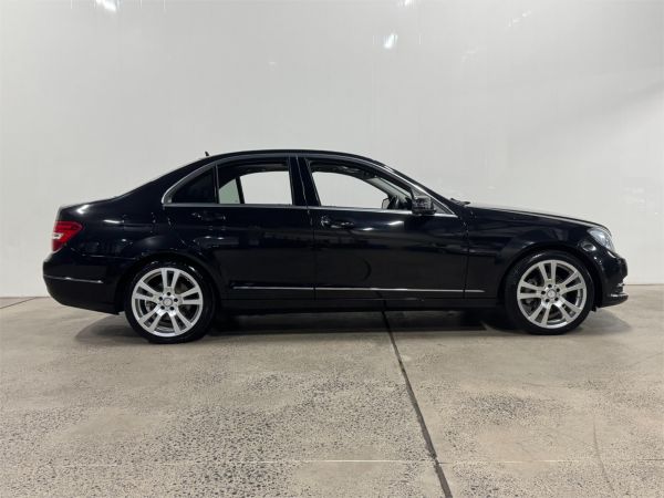 2013 MERCEDES-BENZ C250 4D SEDAN W204 MY13 AVANTGARDE BE image