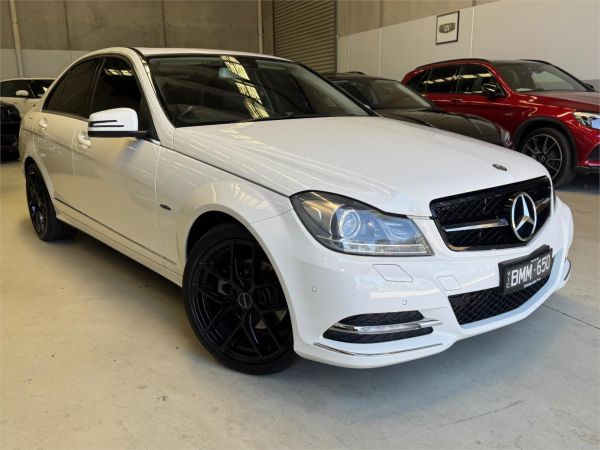 2012 Mercedes-Benz C-Class Sedan W204 MY12 C250 CDI BlueEFFICIENCY Avantgarde image