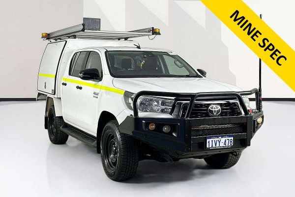 2019 Toyota HILUX SR (4x4) GUN126R MY19 UPGRADE 4X4 image