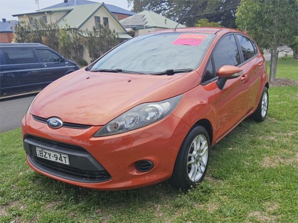2011 FORD FIESTA 5D HATCHBACK WT CL image