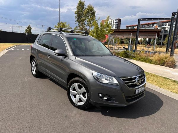 2011 VOLKSWAGEN TIGUAN 4D WAGON 5NC MY11 147 TSI image