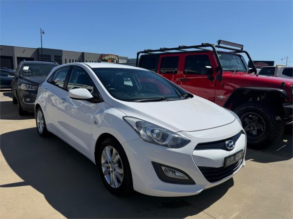2012 HYUNDAI i30 5D HATCHBACK GD ACTIVE image