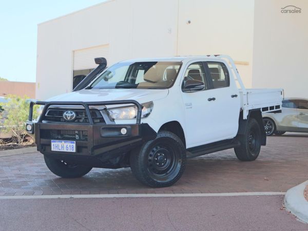 2021 Toyota Hilux SR Auto 4x4 Double Cab image