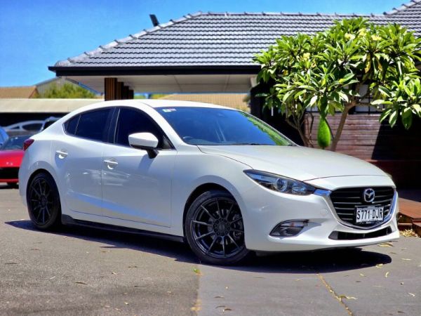 2017 Mazda 3 SEDAN SP25 BN5236 image
