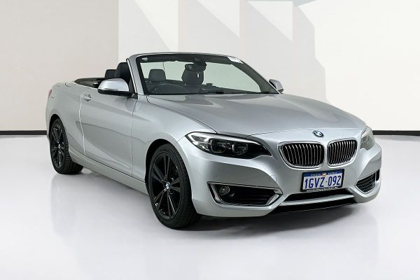2015 BMW 2 20i SPORT LINE F23 image
