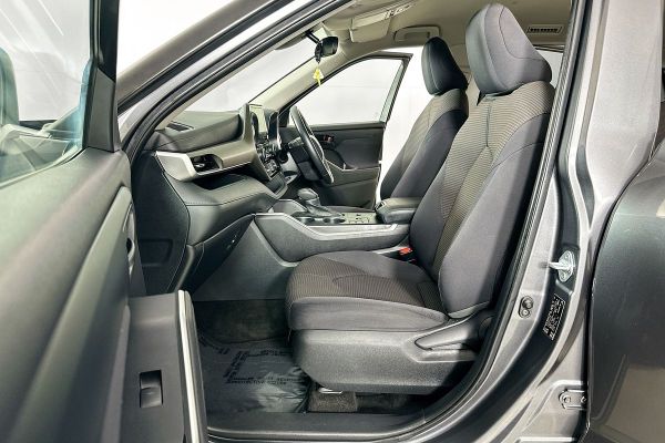 2024 Toyota Kluger TXUA70R GX image