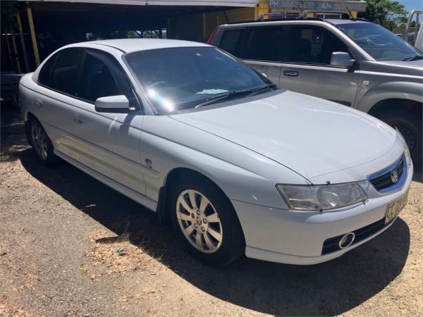 2004 HOLDEN BERLINA 4D SEDAN VYII image