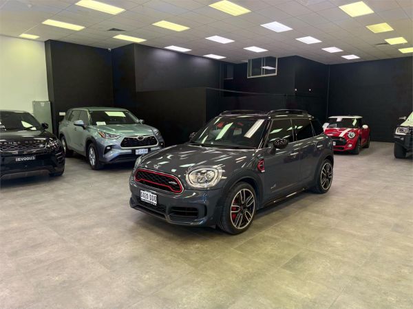 2017 MINI Countryman Wagon F60 John Cooper Works image