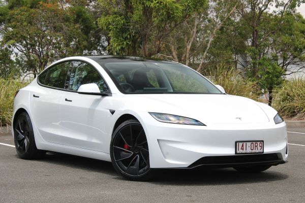 2025 Tesla Model 3 SEDAN PERFORMANCE  image