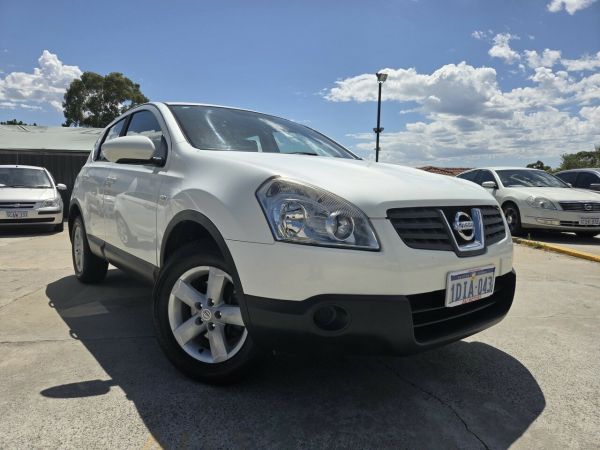 2008 Nissan Dualis J10 ST X-tronic AWD White 6 Speed Constant Variable Hatchback image