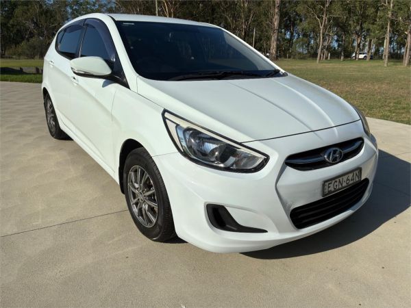 2015 Hyundai Accent Hatchback RB2 MY15 Active image