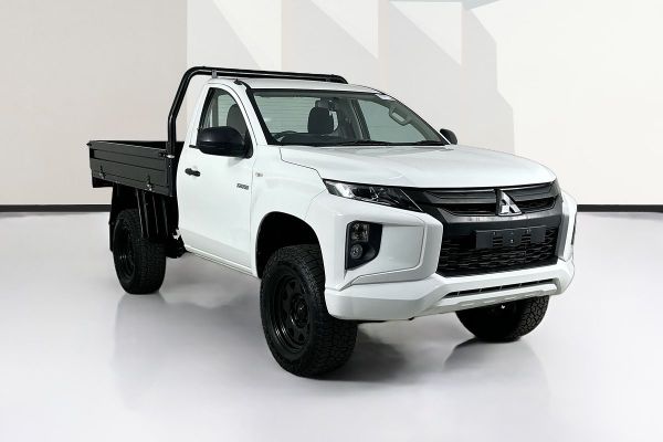2019 Mitsubishi TRITON GLX (4x4) MR MY19 4X4 image