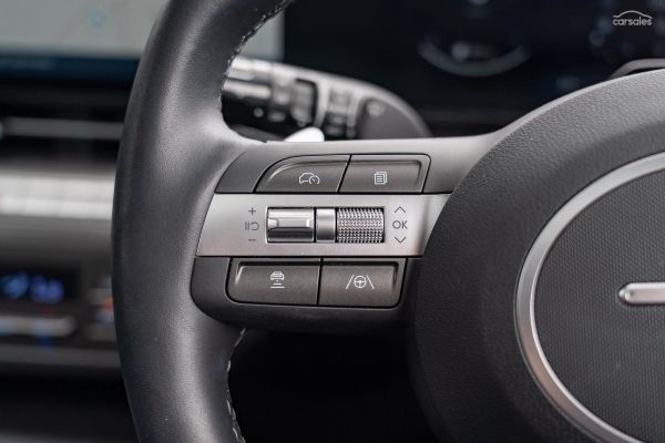 2025 Hyundai Kona SX2.V2 Premium image