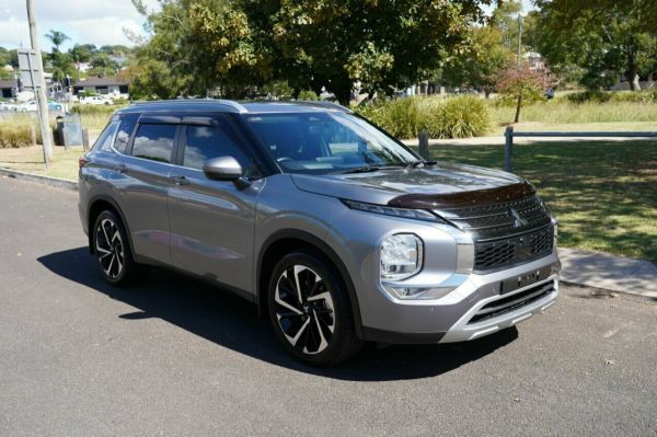 2022 Mitsubishi Outlander ZM MY22.5 Aspire 7 Seat (AWD) Grey 8 Speed CVT Auto 8 Speed Wagon image