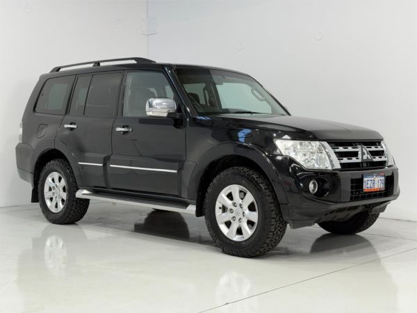 2012 MITSUBISHI PAJERO 4D WAGON NW MY12 GLX LWB (4x4) image