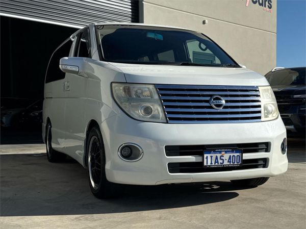 2005 Nissan Elgrand Wagon NE51 Highwaystar image