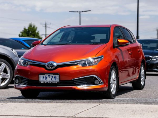 2017 Toyota Corolla Hatchback ZRE182R Ascent Sport image