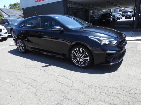 2019 KIA CERATO 5D HATCHBACK BD MY19 GT SAFETY PACK image