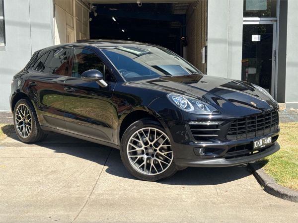 2018 Porsche Macan Wagon 95B MY18 S Diesel image