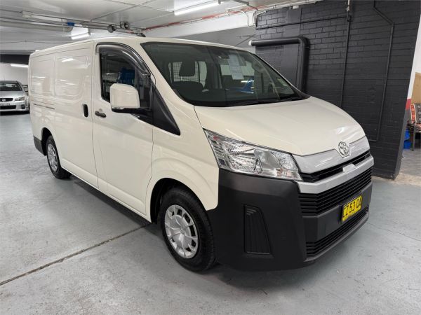2020 TOYOTA HIACE 5D VAN GDH300R LWB image